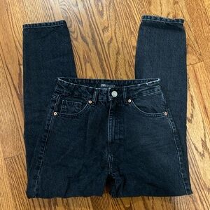 Black Zara jeans